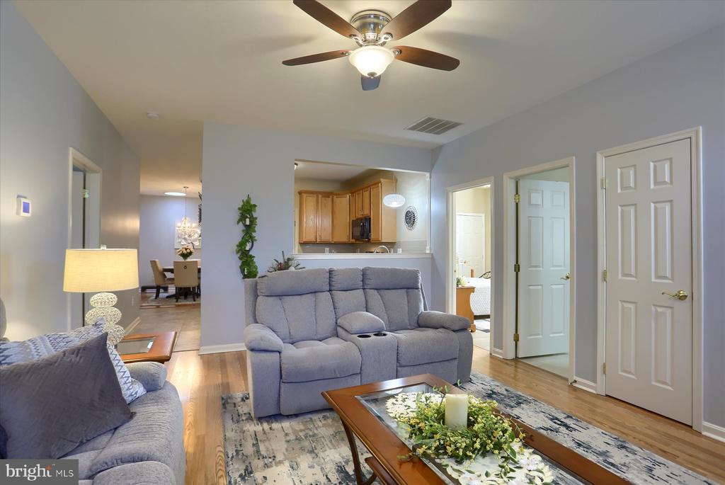 170 Meadowview Dr