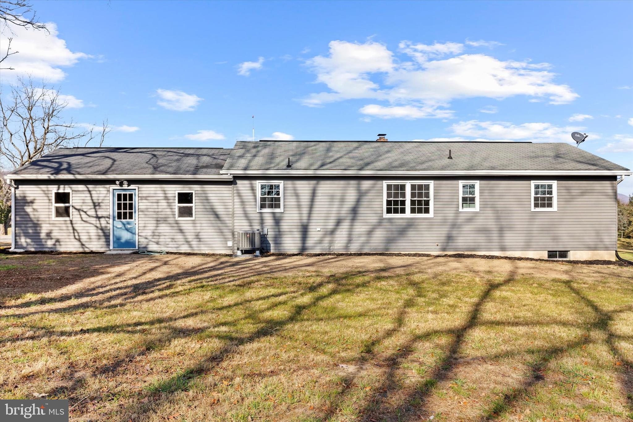 319 Spring Rd