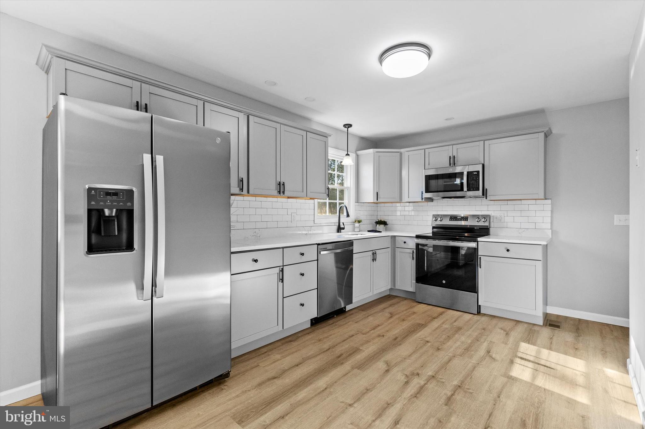 319 Spring Rd