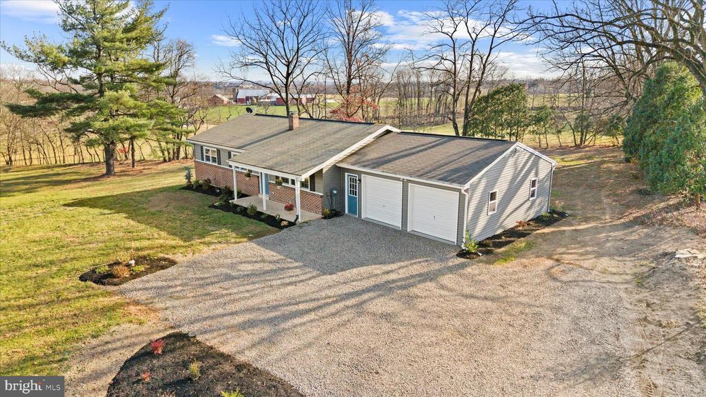 319 Spring Rd