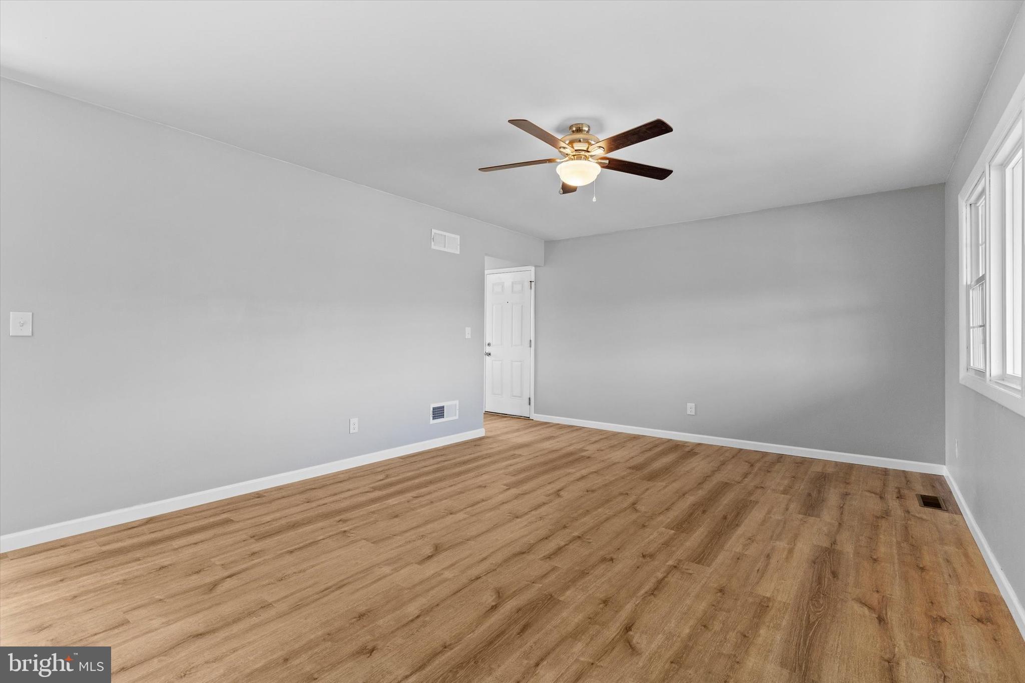 319 Spring Rd