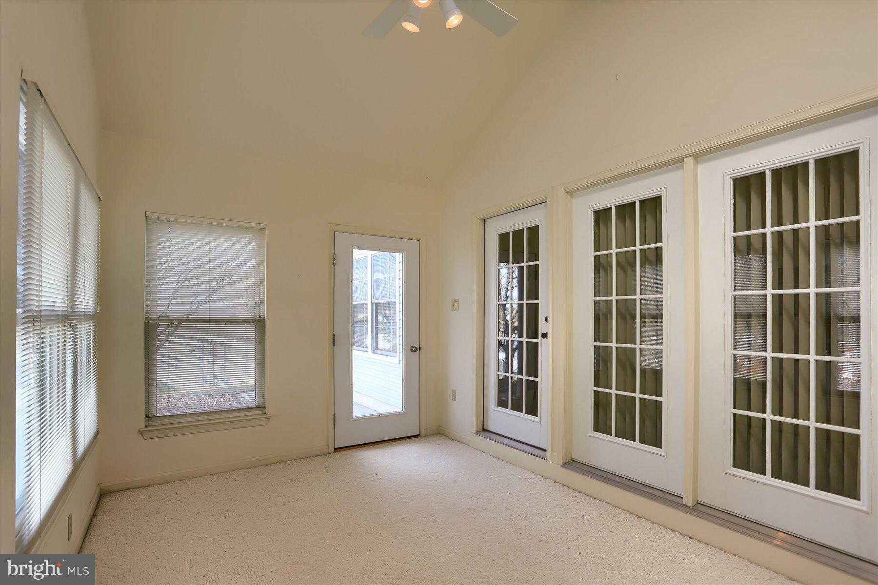 6266 S Highlands Cir