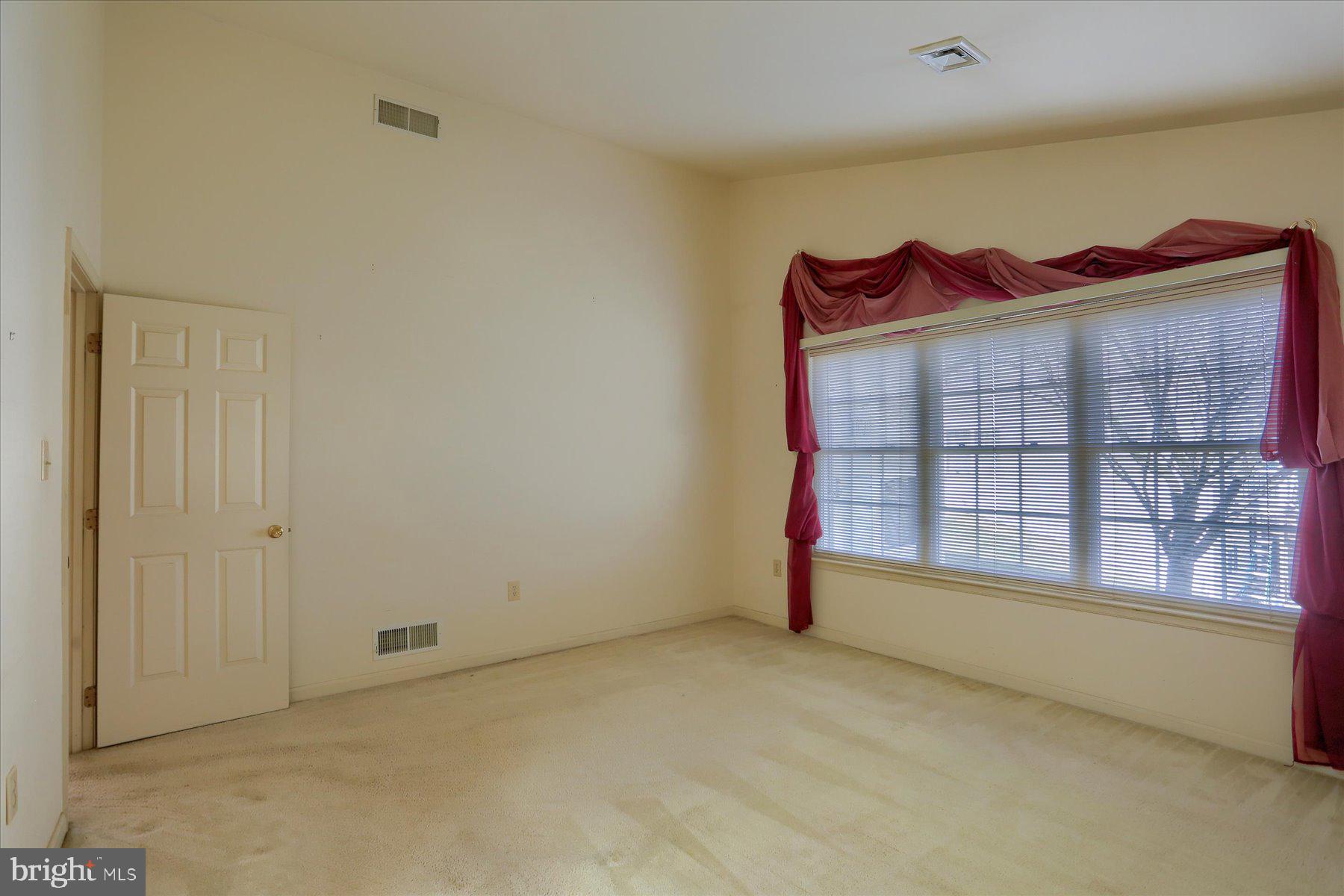 6266 S Highlands Cir