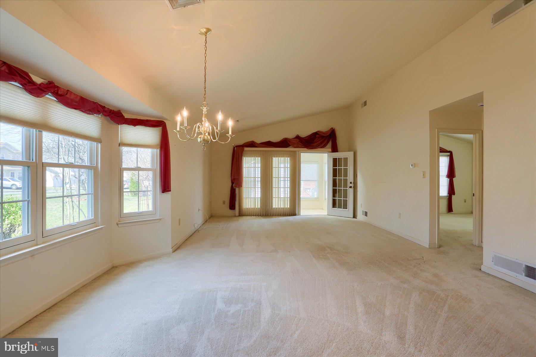 6266 S Highlands Cir