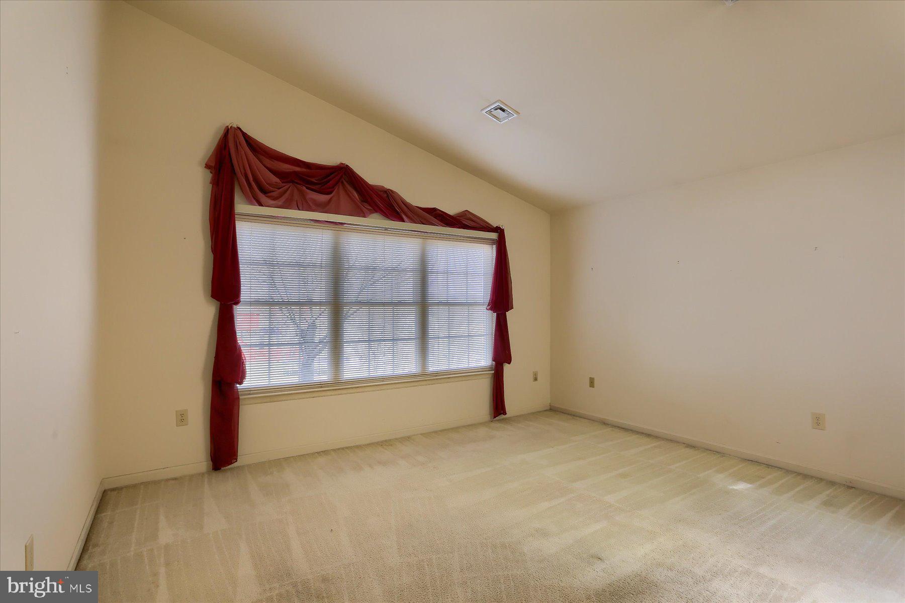 6266 S Highlands Cir