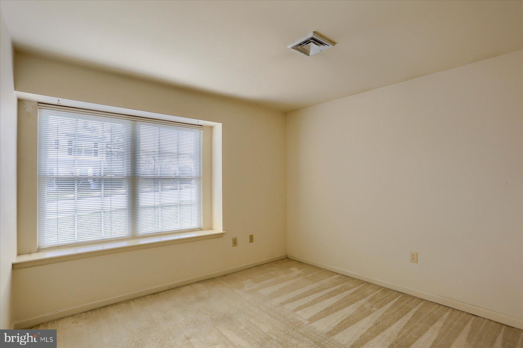 6266 S Highlands Cir