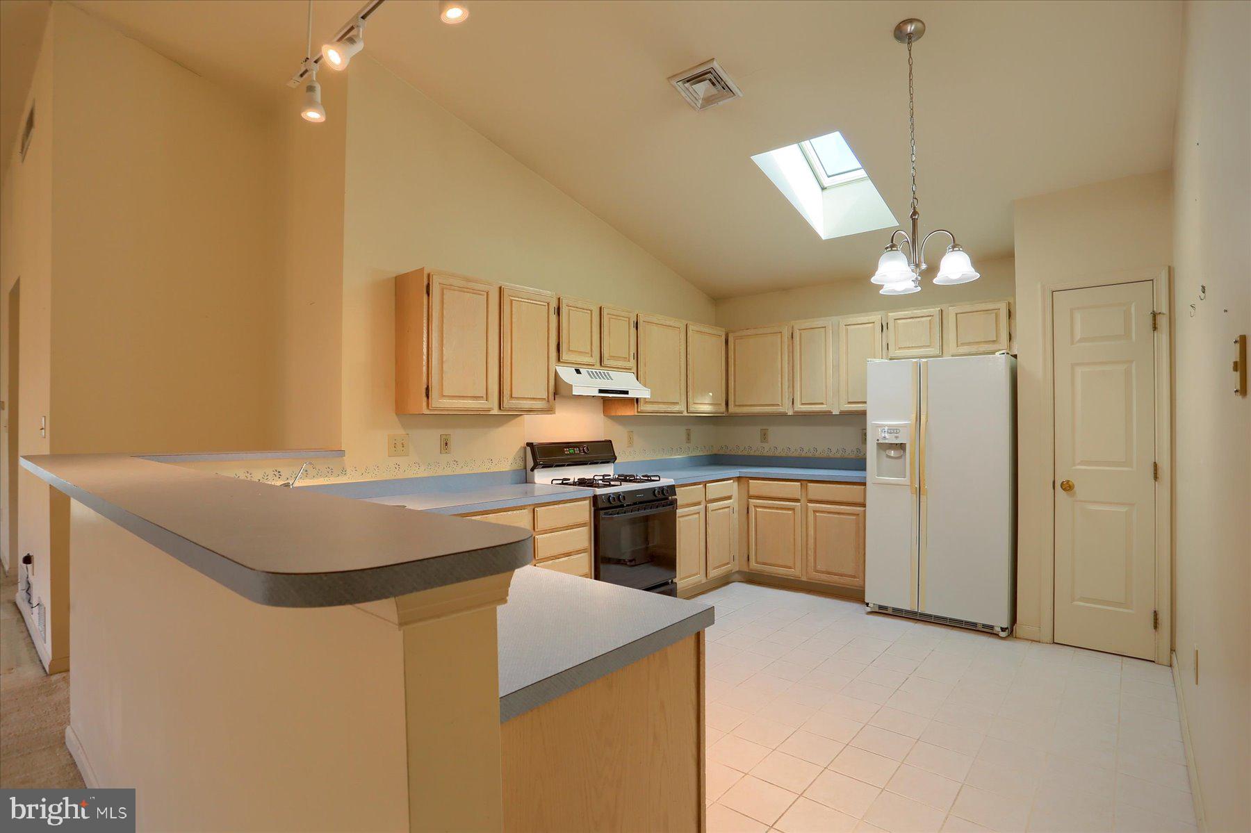 6266 S Highlands Cir