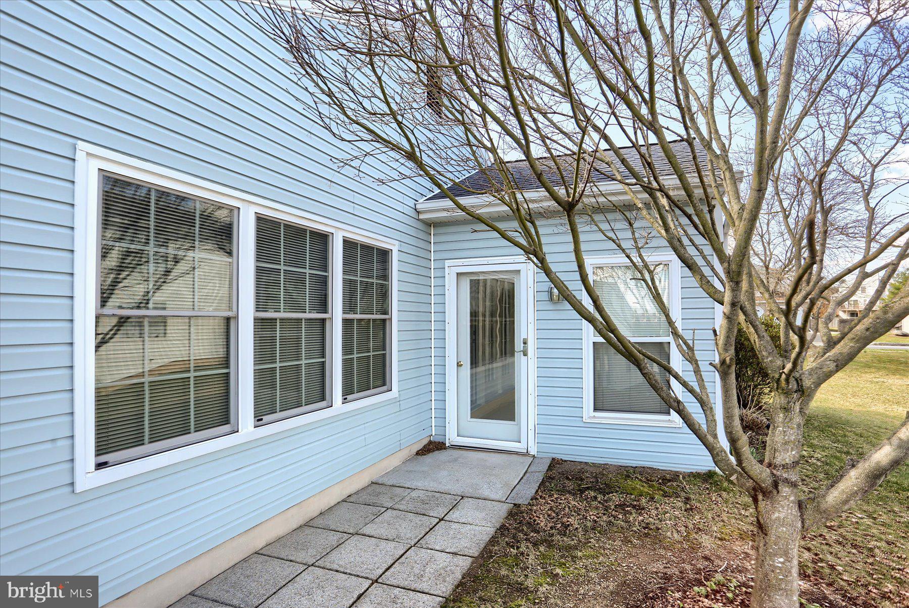 6266 S Highlands Cir