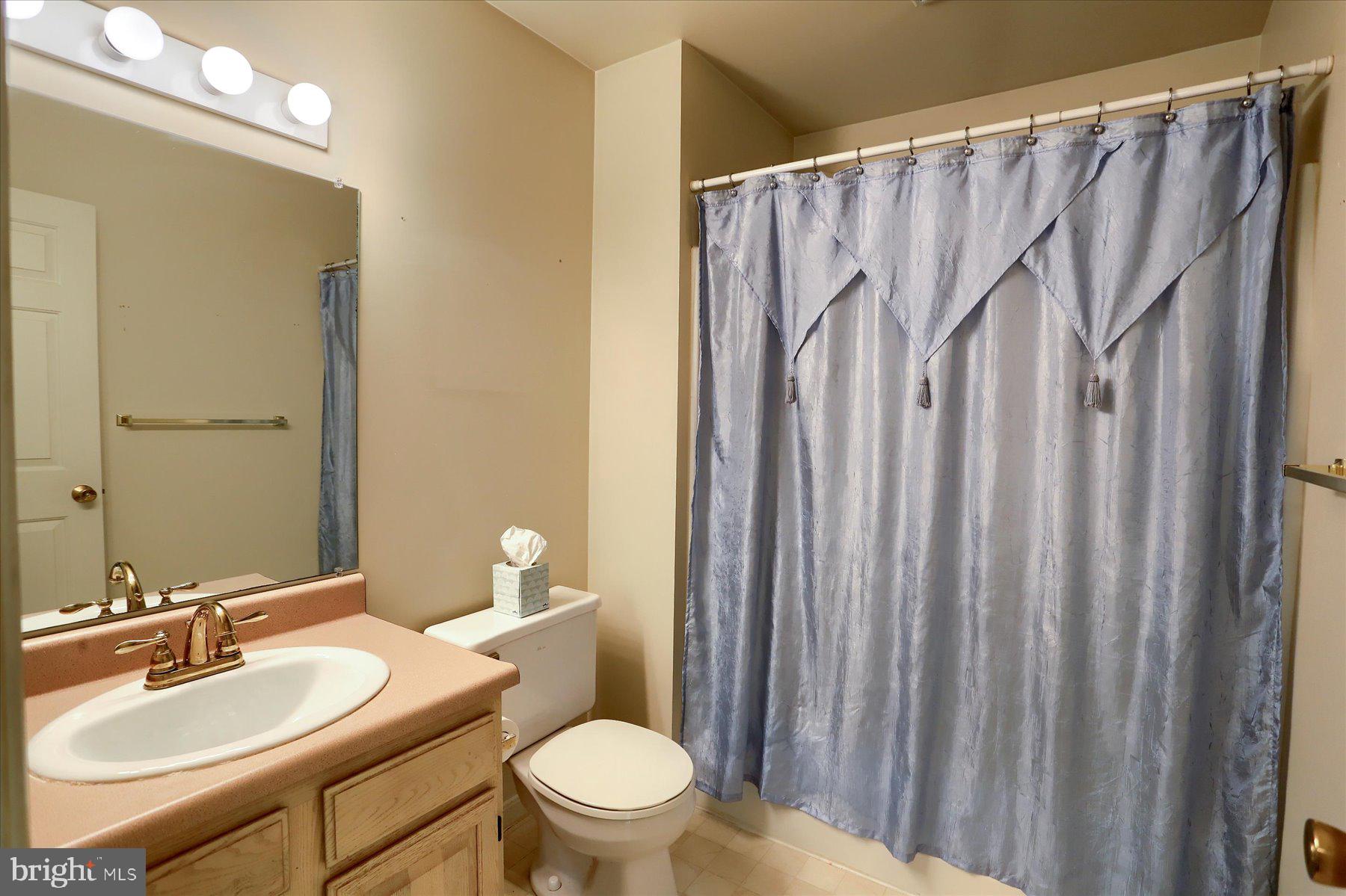 6266 S Highlands Cir