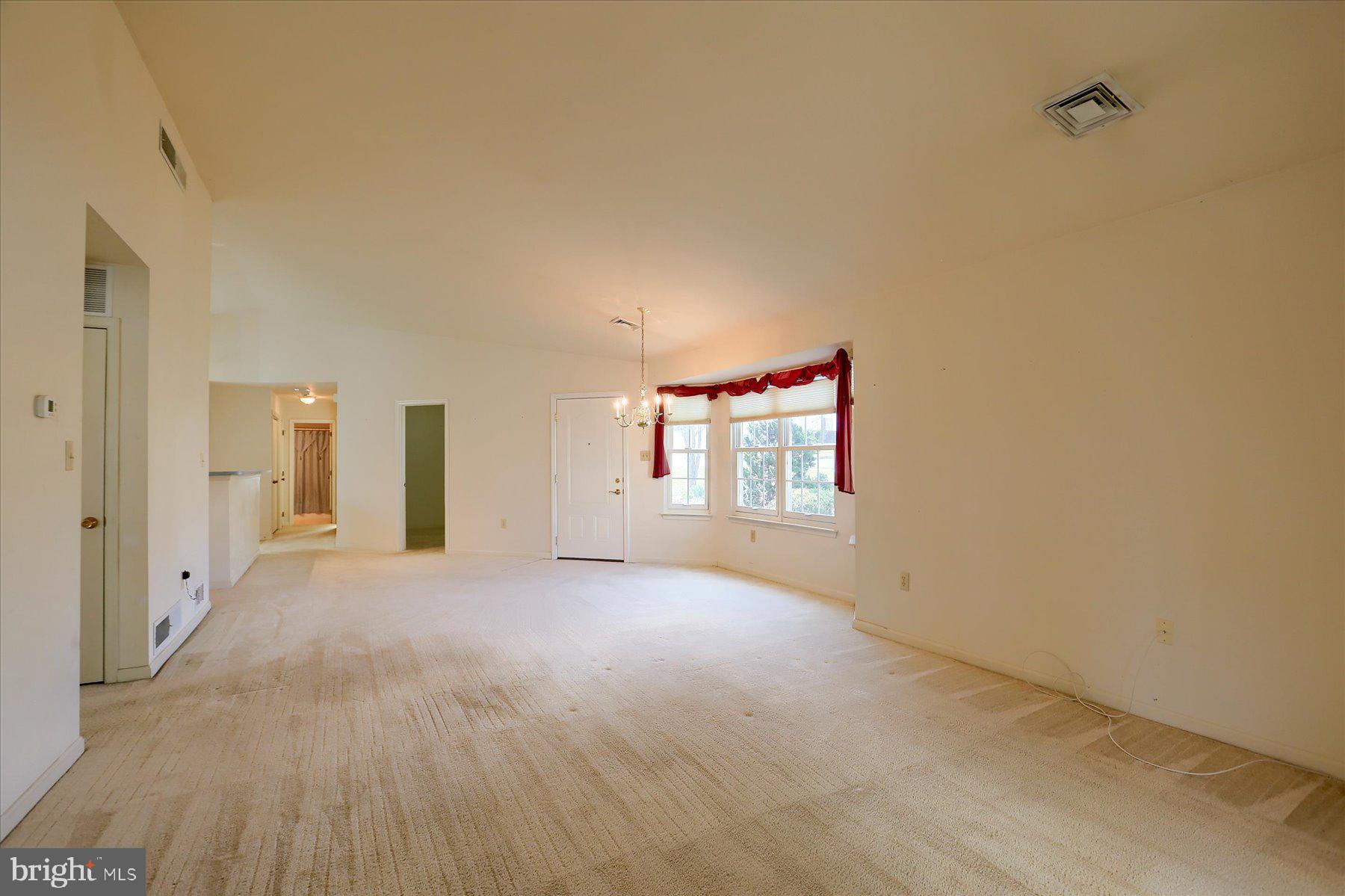 6266 S Highlands Cir