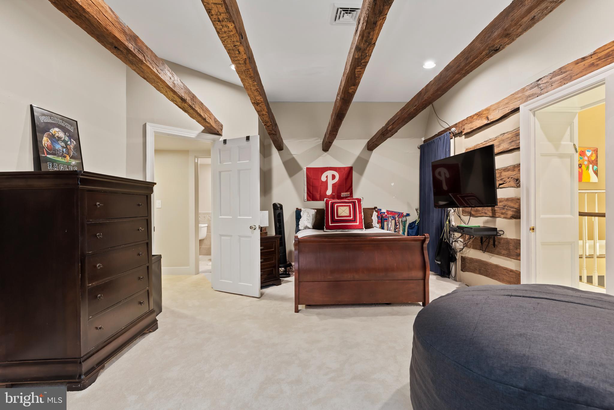 1485 Fairmont Dr