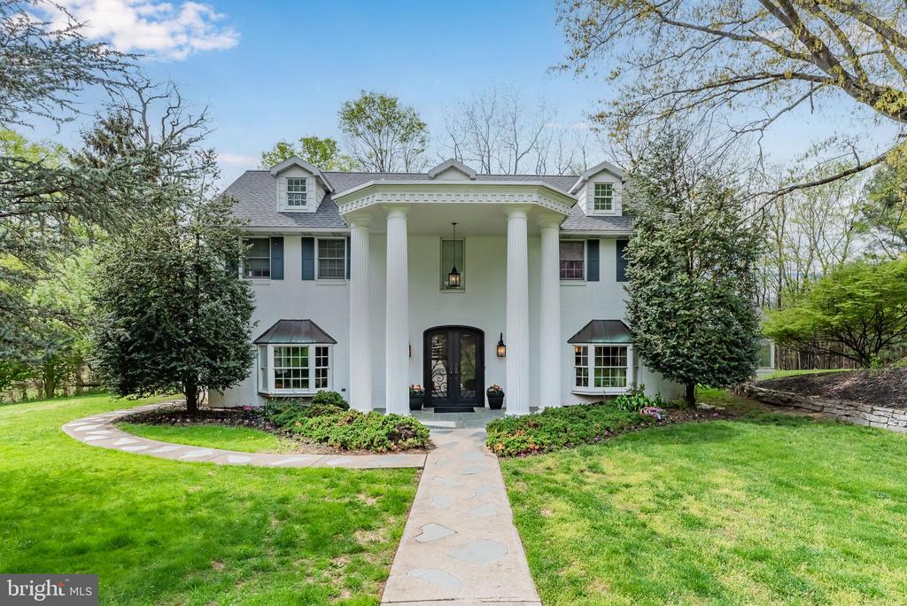 1485 Fairmont Dr