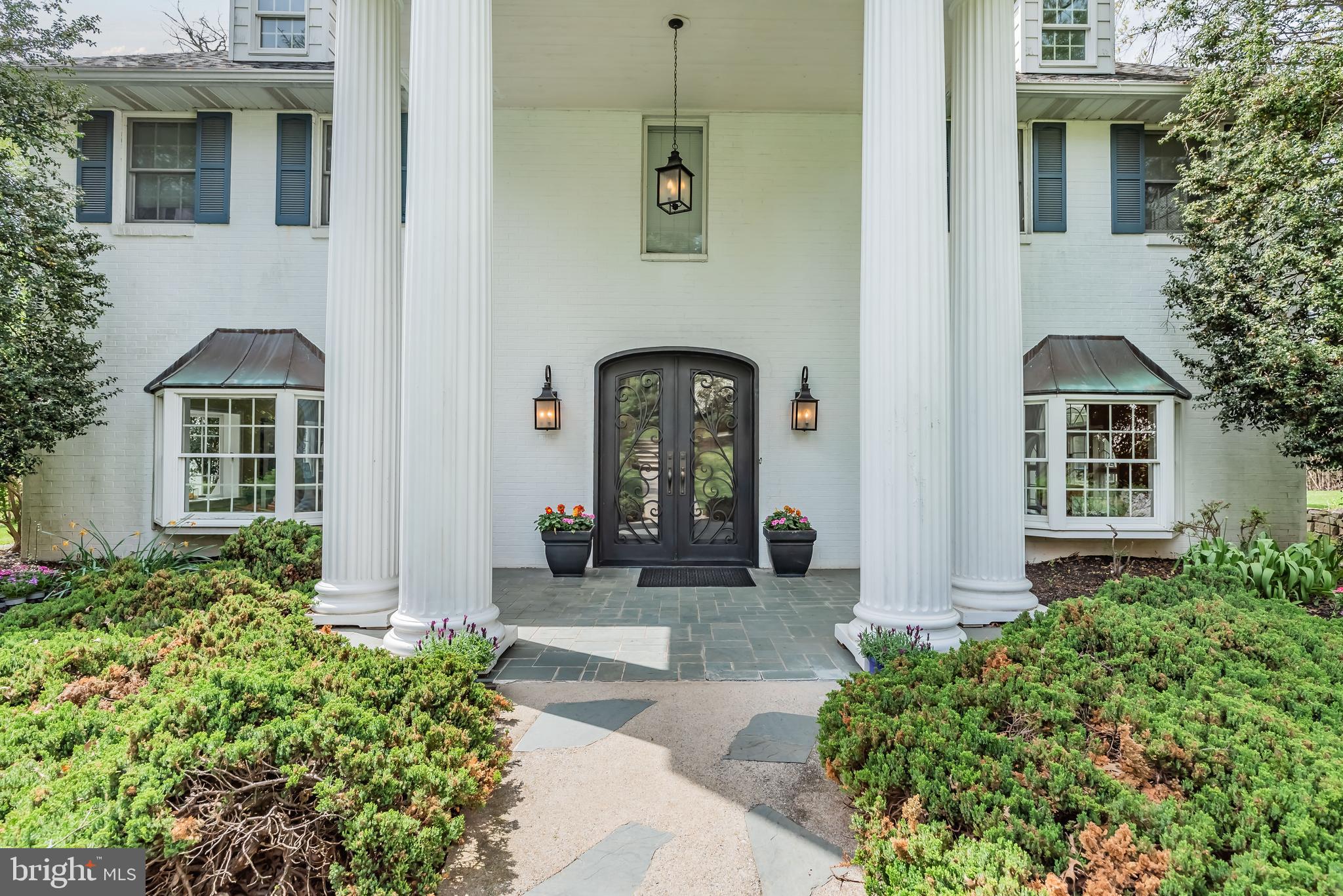 1485 Fairmont Dr