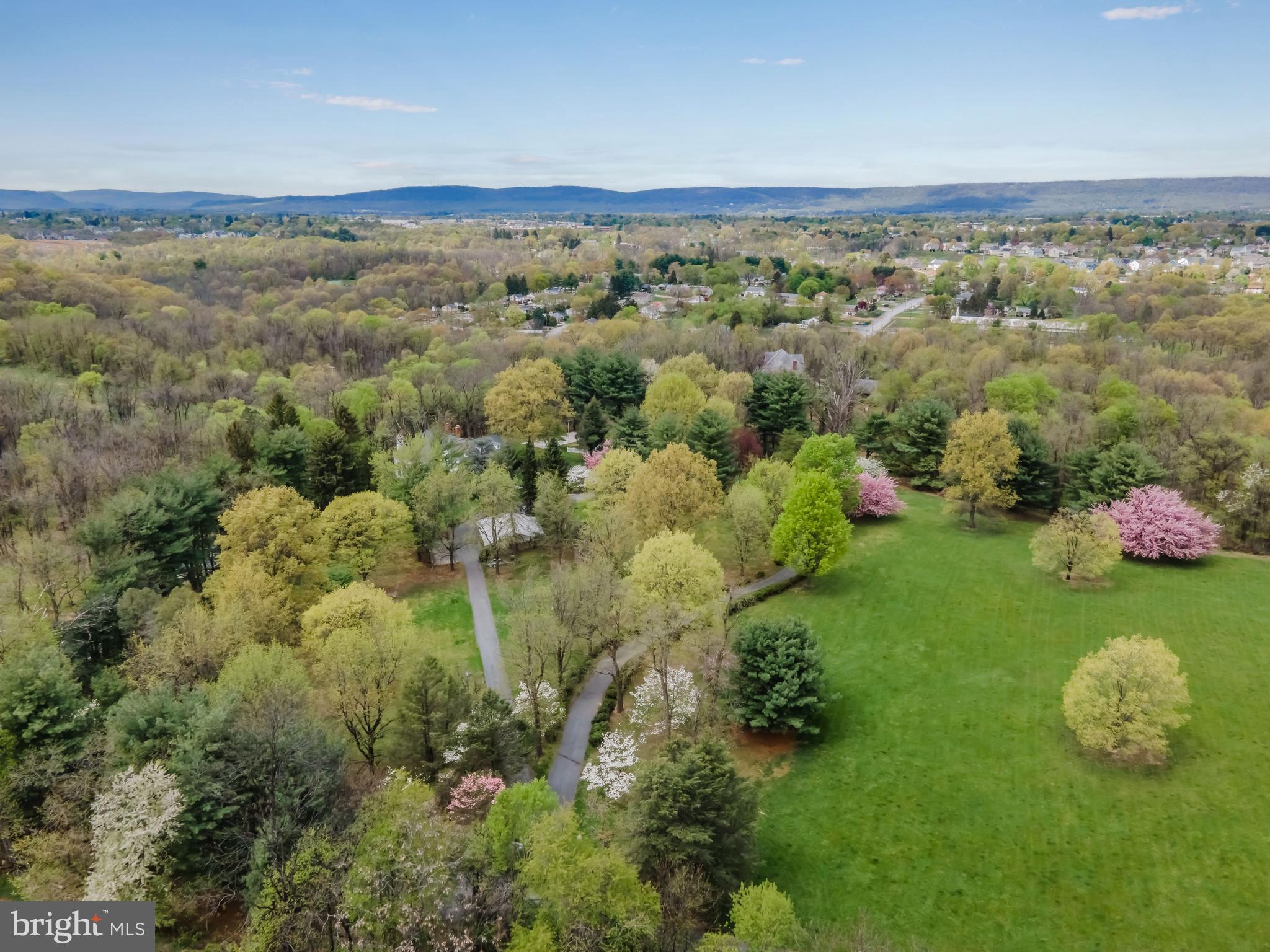 1485 Fairmont Dr