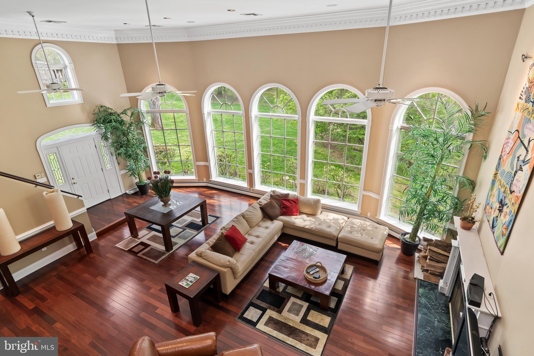 1485 Fairmont Dr