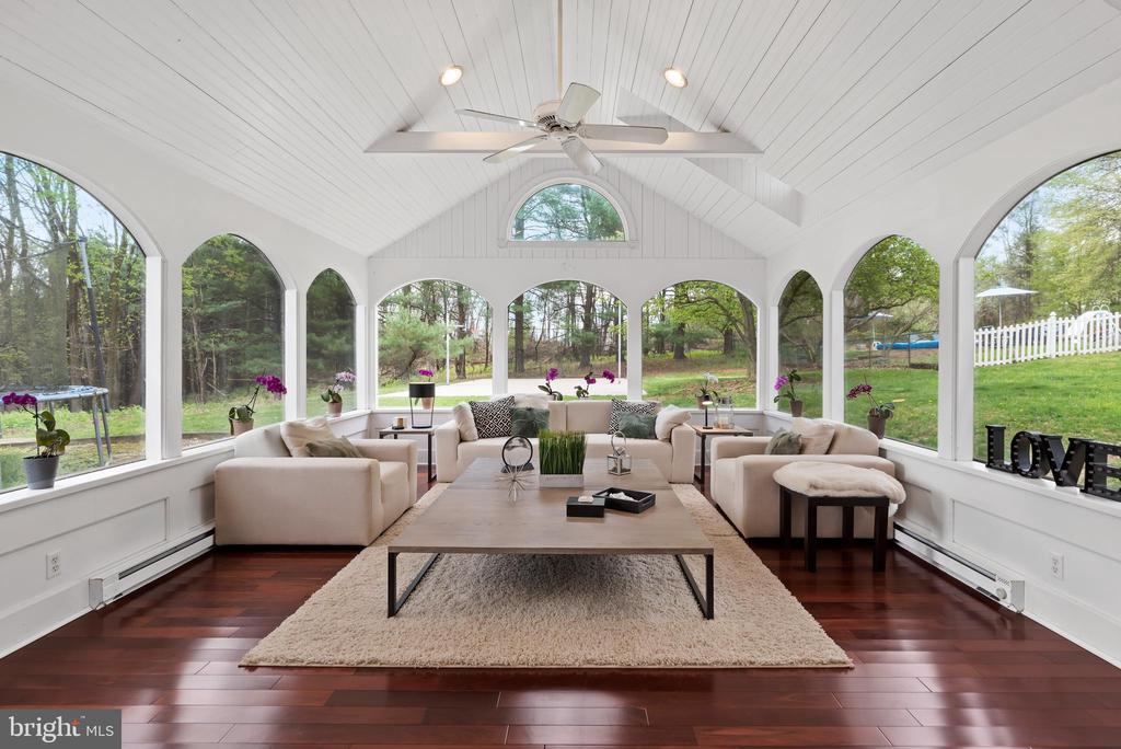 1485 Fairmont Dr
