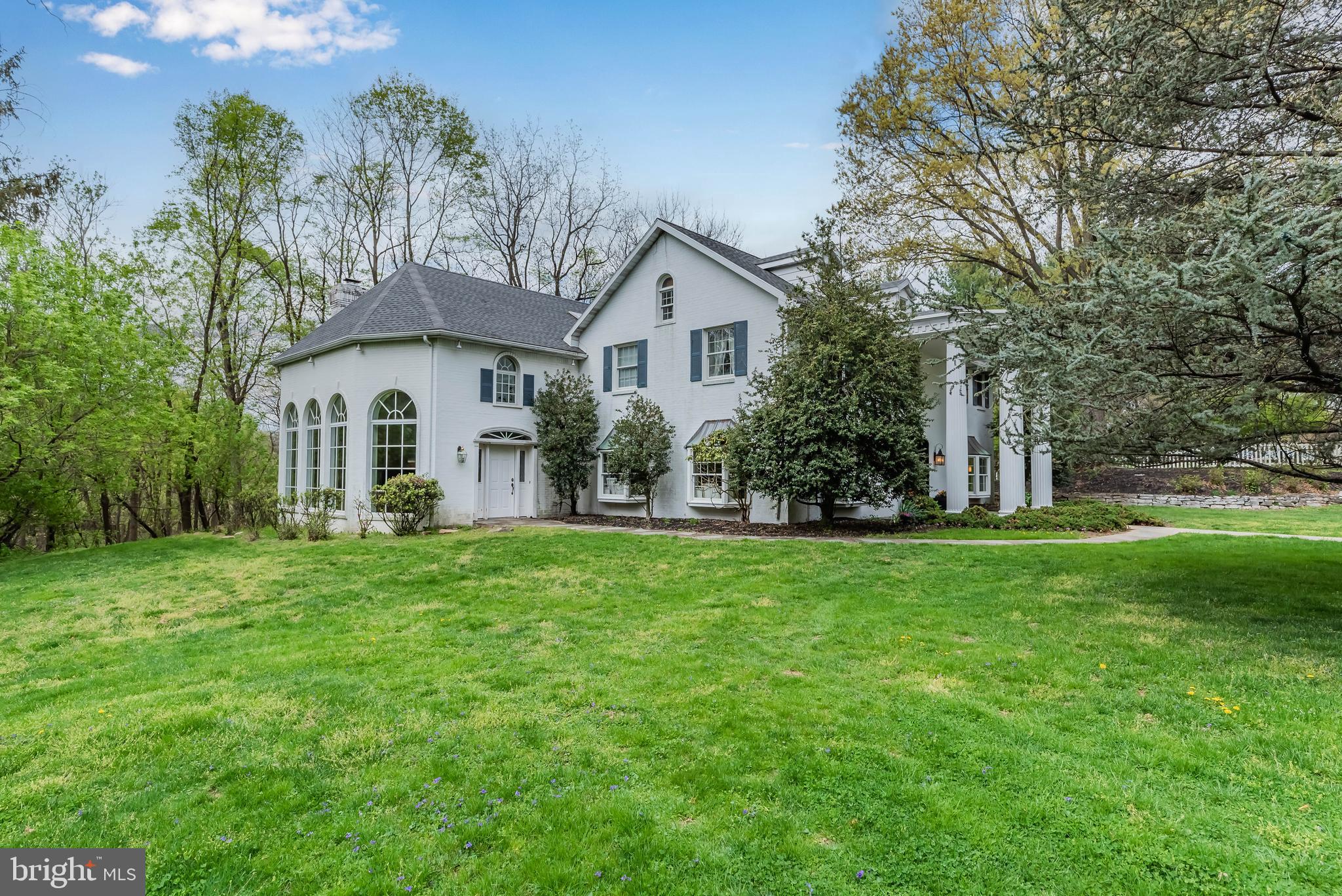 1485 Fairmont Dr