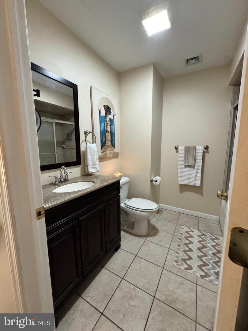 4617 Custer Dr