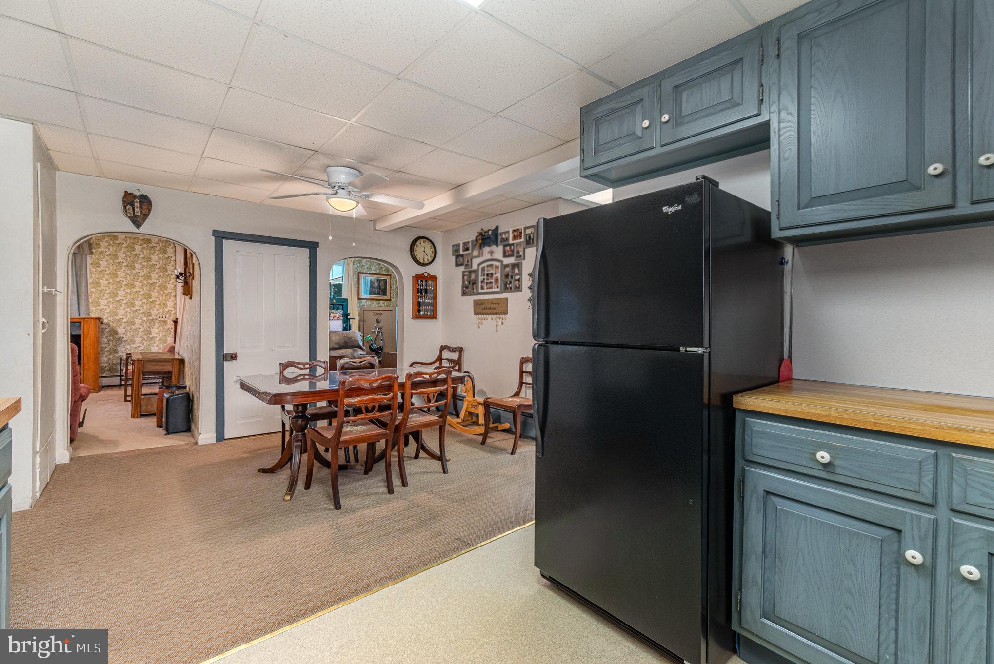 1405 BERRYSBURG ROAD