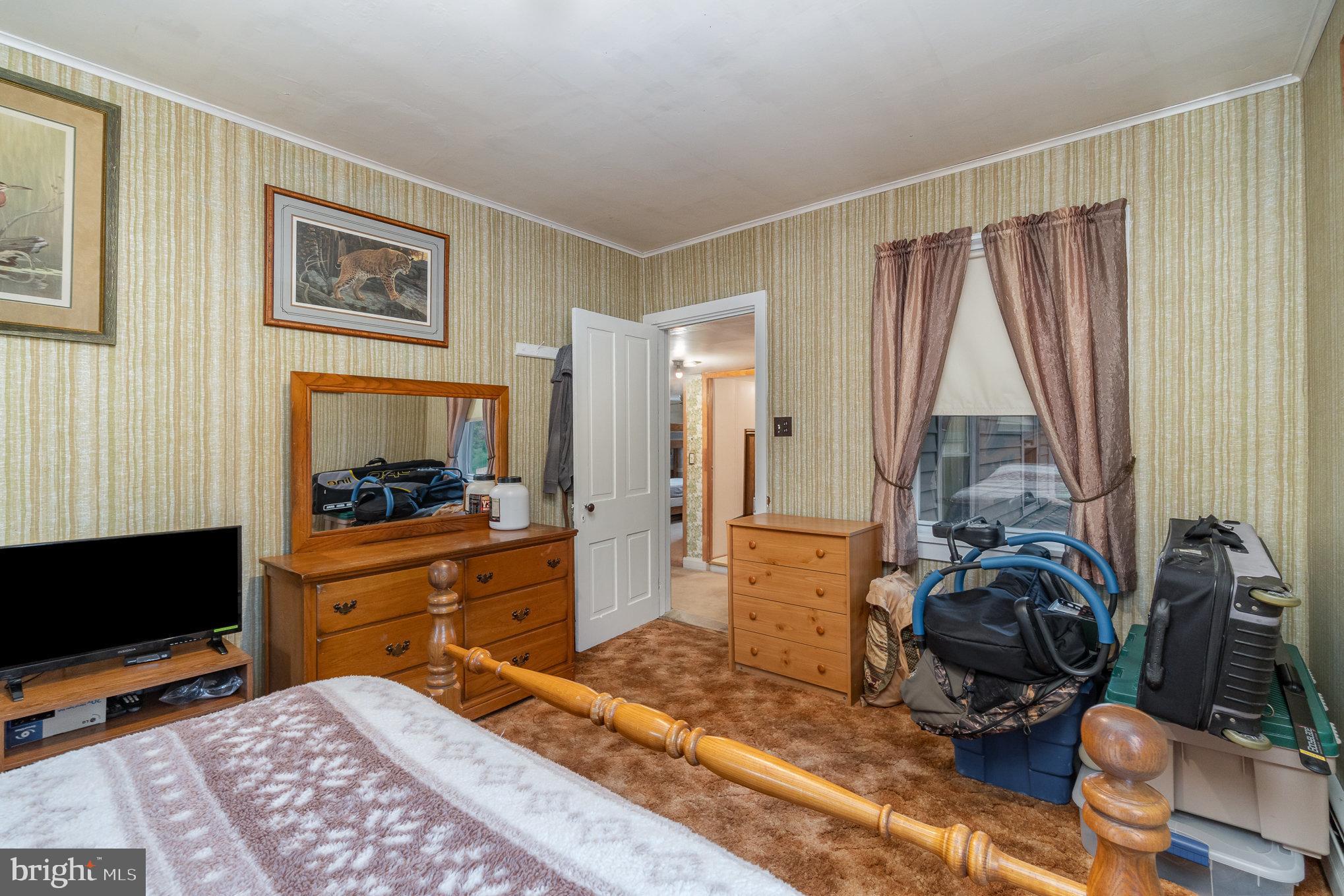 1405 BERRYSBURG ROAD