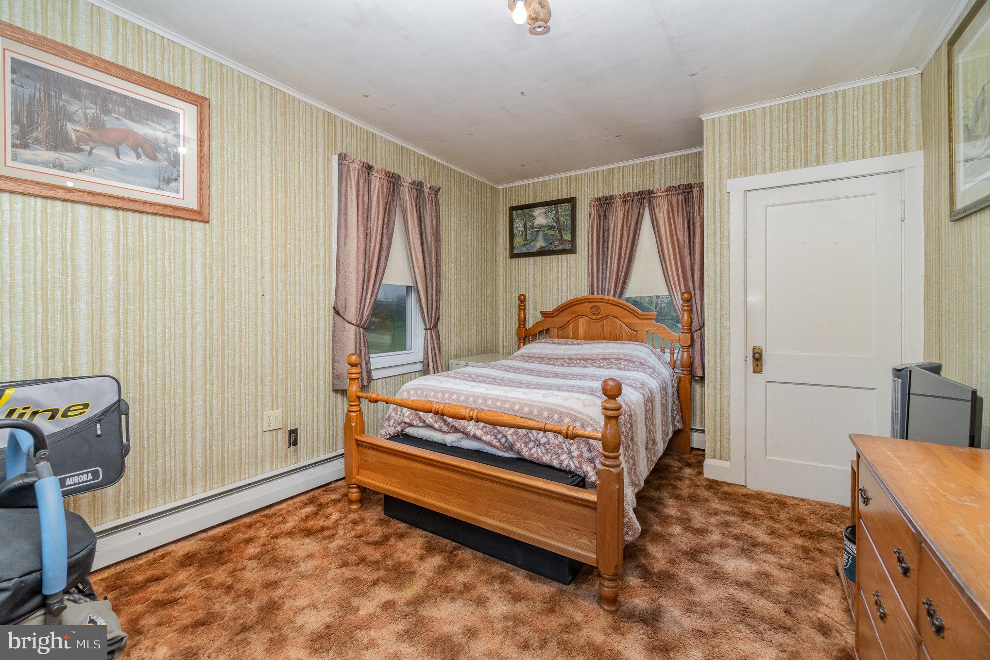 1405 BERRYSBURG ROAD