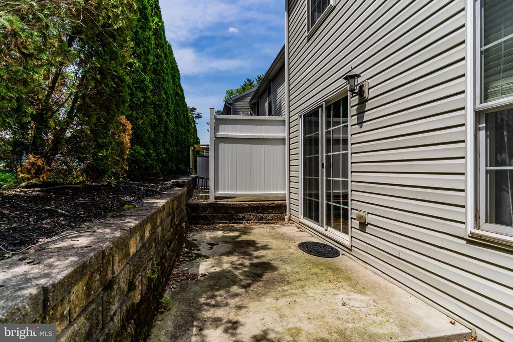7883 Manada Ct