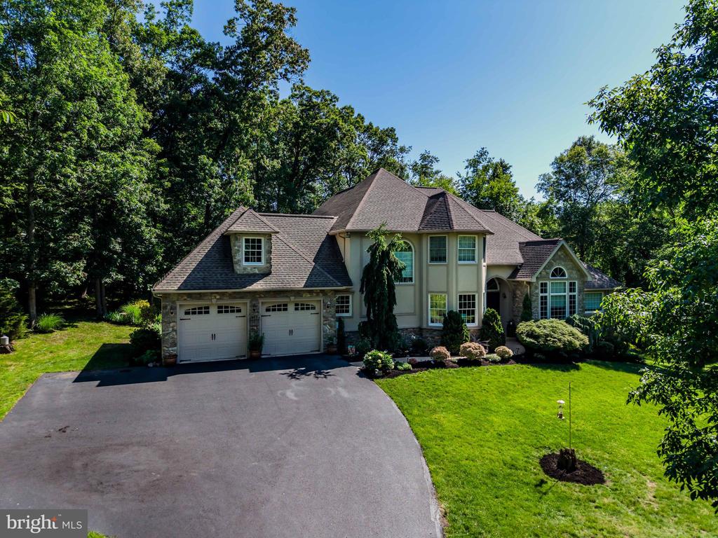 1760 White Oak Cir