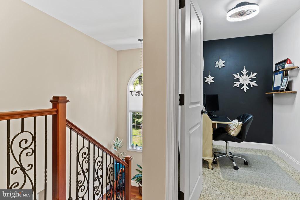 1760 White Oak Cir