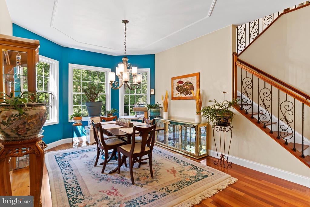 1760 White Oak Cir