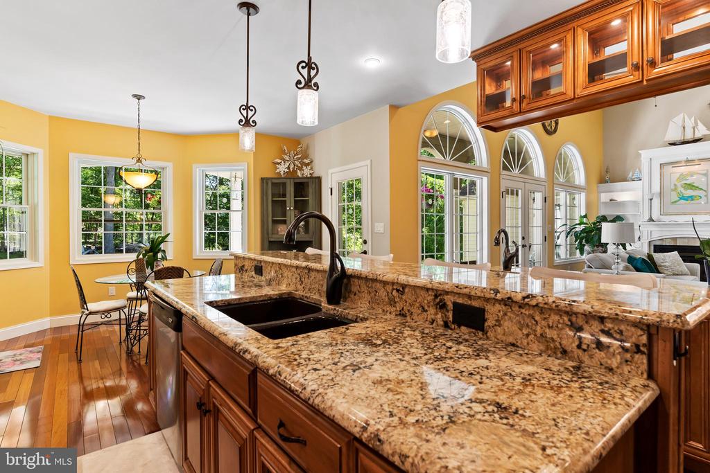 1760 White Oak Cir