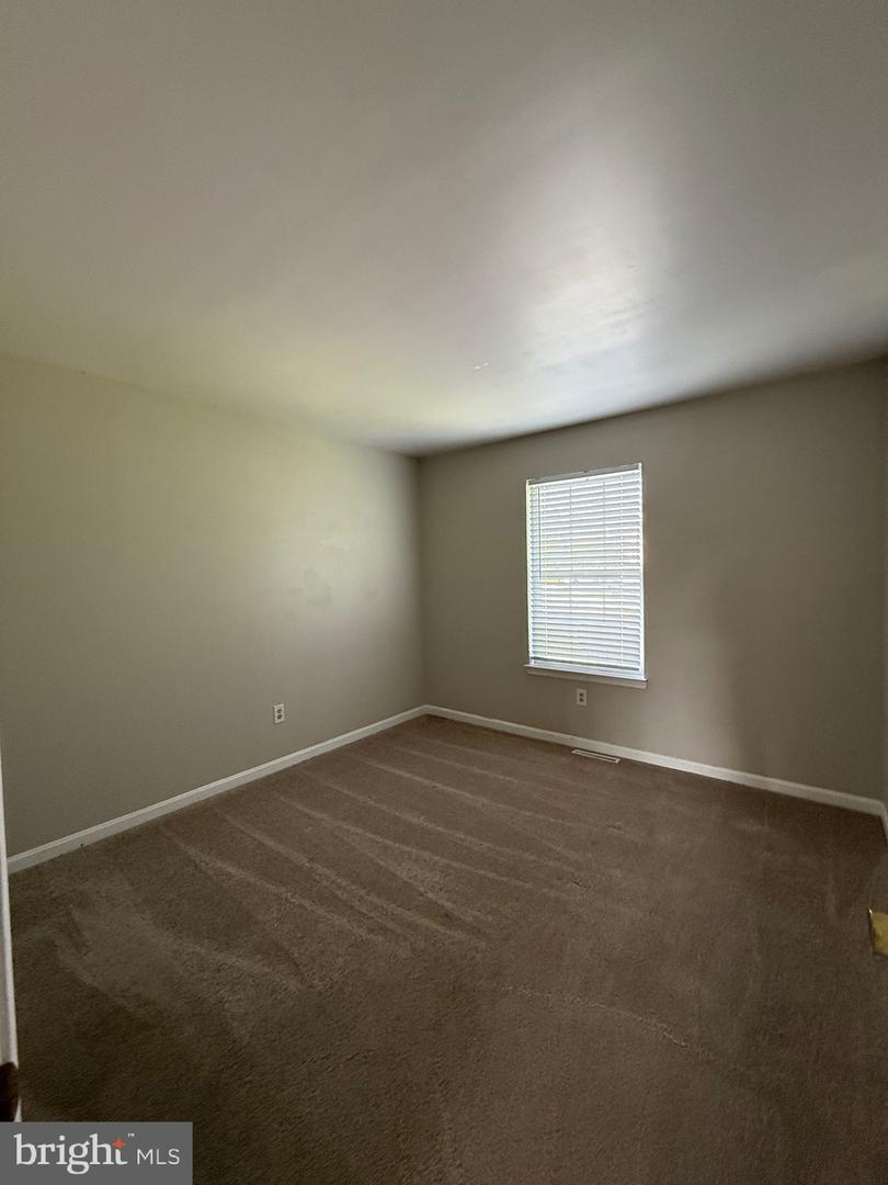 1904 DAYBREAK CIR
