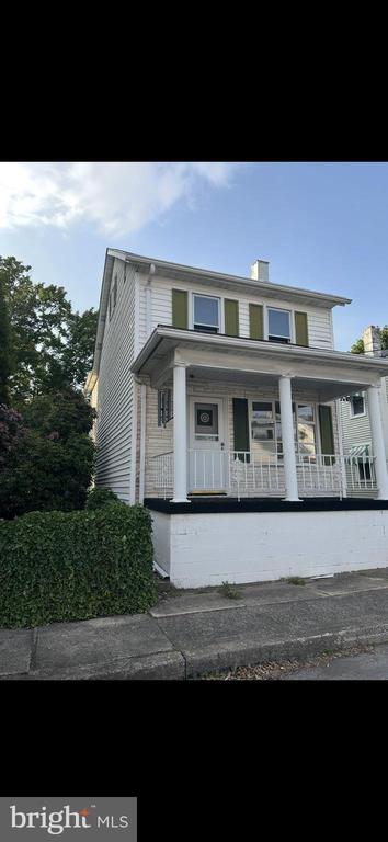 411 JULIAN STREET
