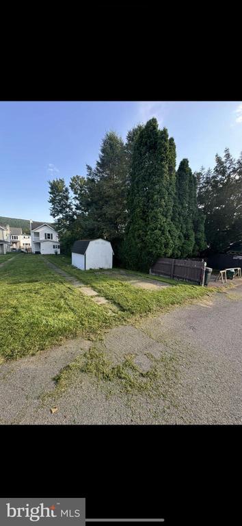 411 JULIAN STREET