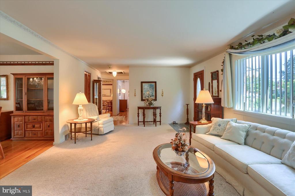 5108 Ridgeview Dr