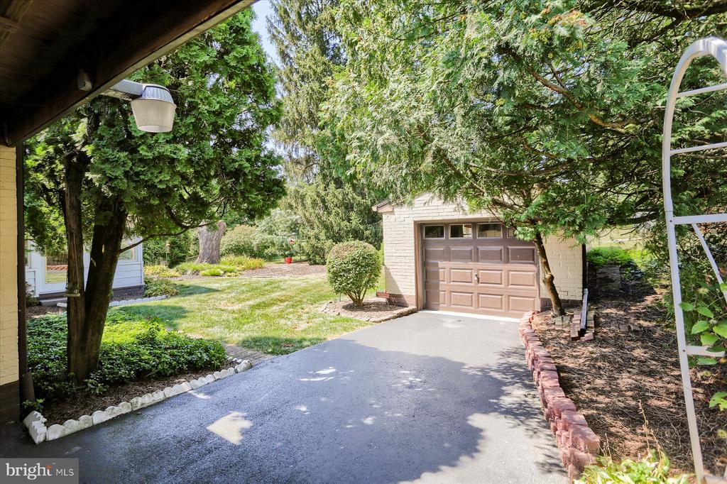 5108 Ridgeview Dr