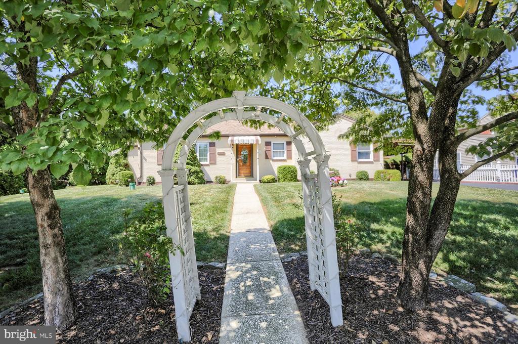 5108 Ridgeview Dr
