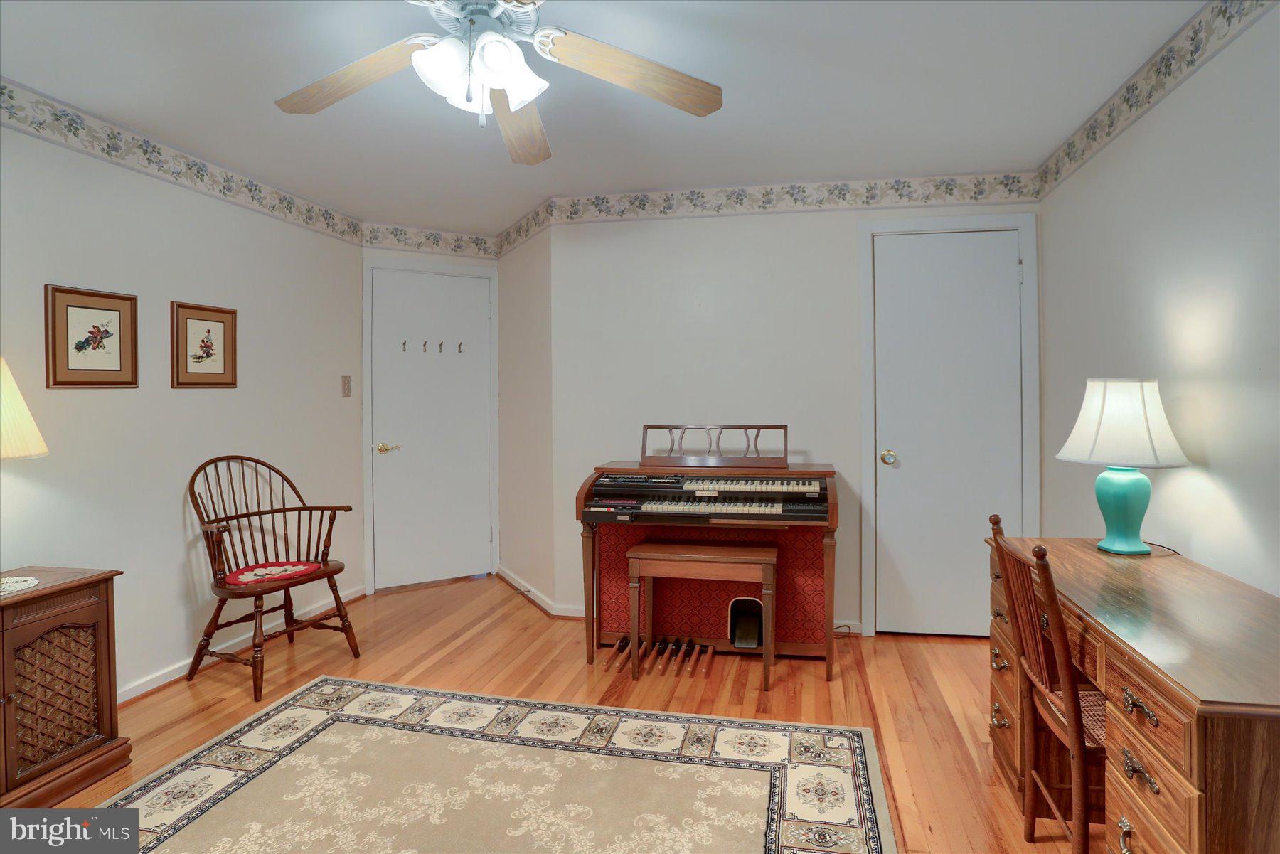 5108 Ridgeview Dr