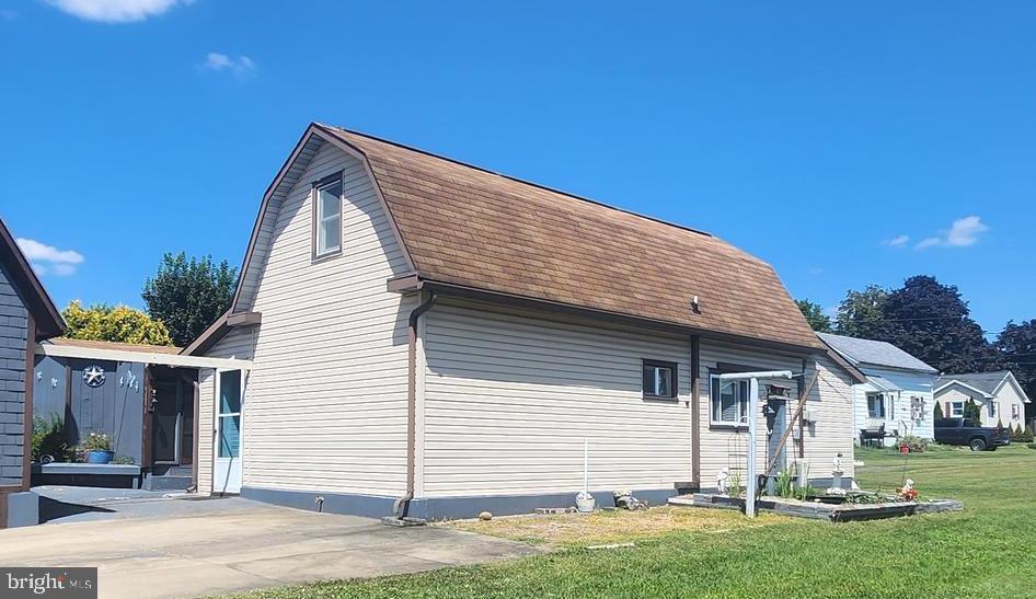 114 N Pine Aly