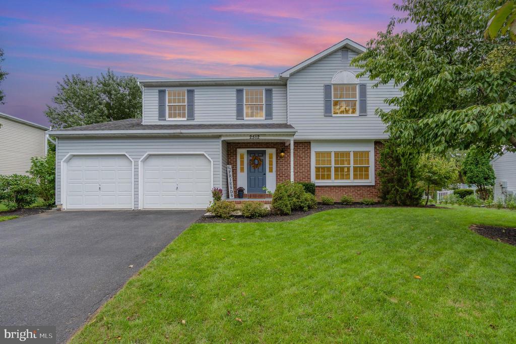 2512 BLARNEY DRIVE