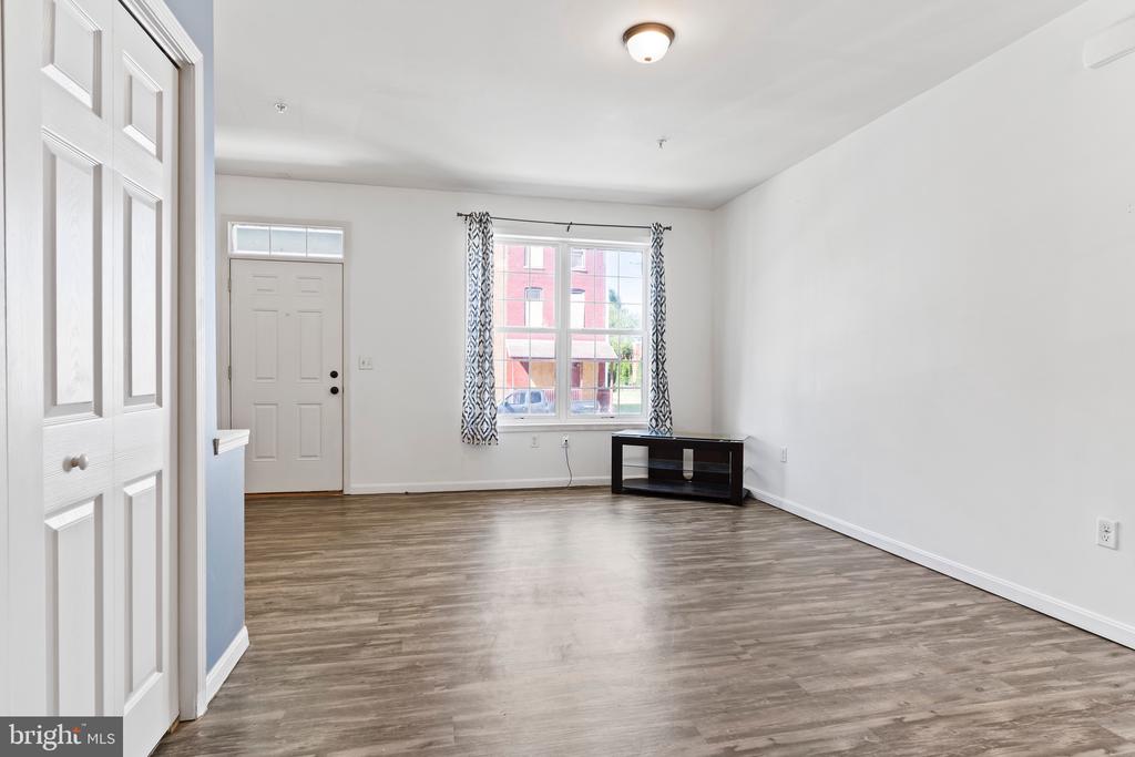 1625 N 4TH STREET