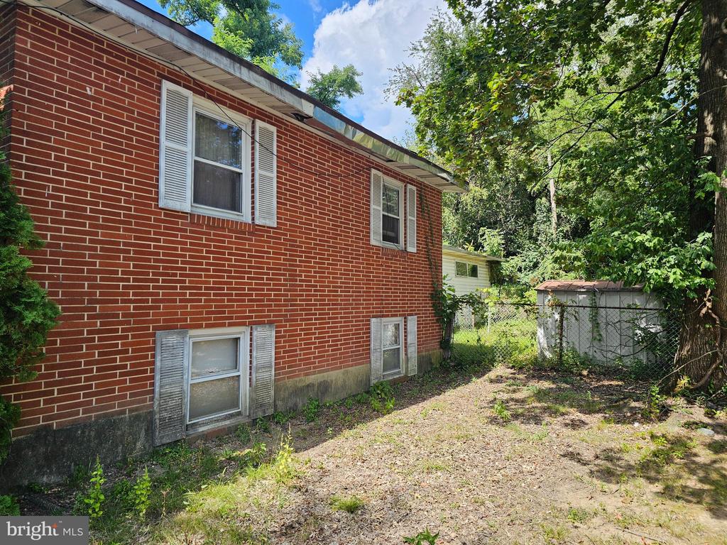 2336 THORNTON ROAD