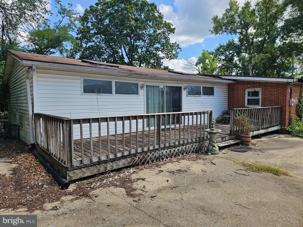2336 THORNTON ROAD