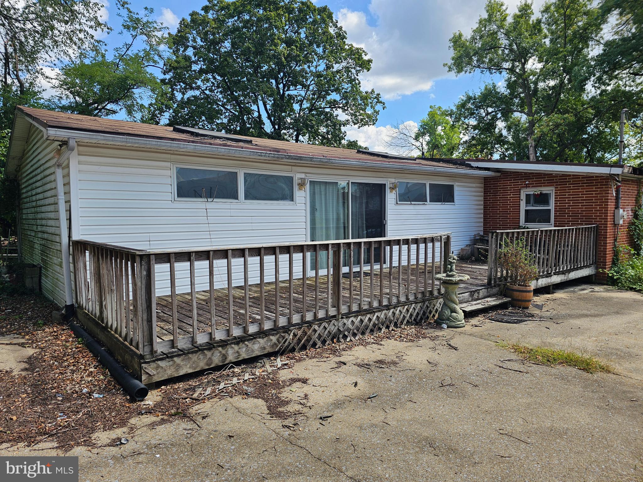 2336 THORNTON ROAD