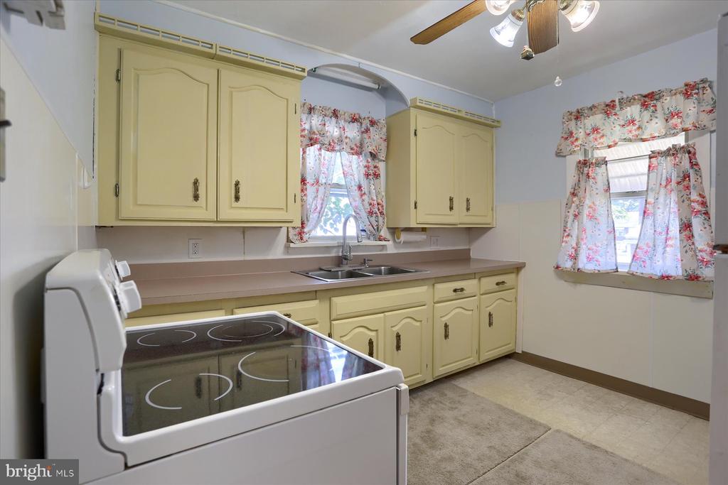 51 S 46TH STREET