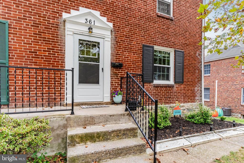 361 RUMSON DRIVE