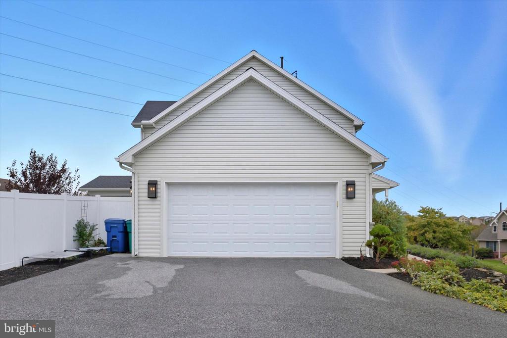 1607 CHURCHILL ROAD