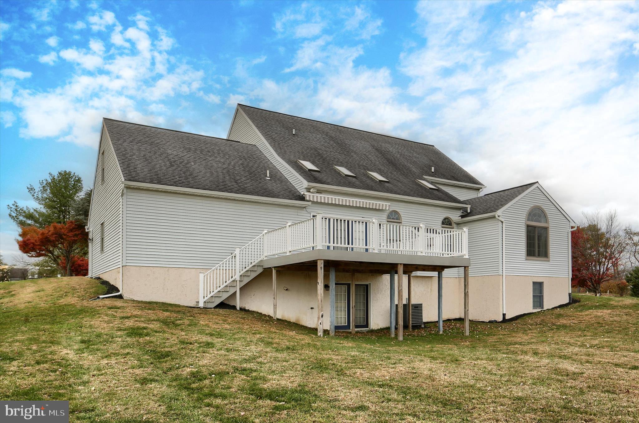 1195 CHERRINGTON LANE