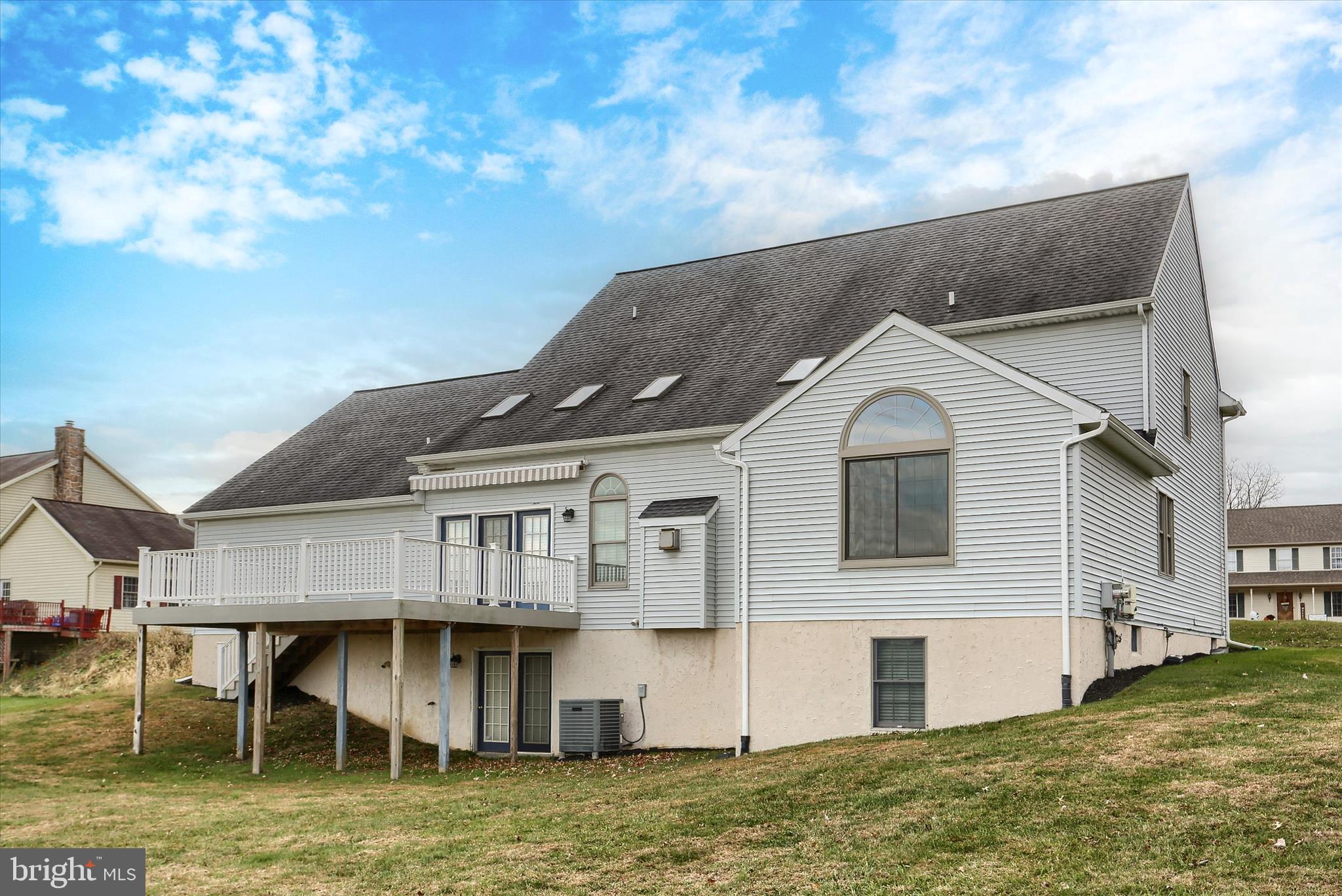 1195 CHERRINGTON LANE