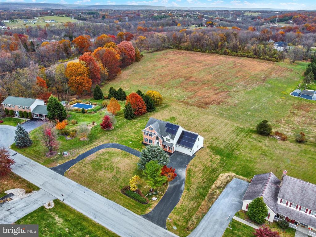 1195 CHERRINGTON LANE