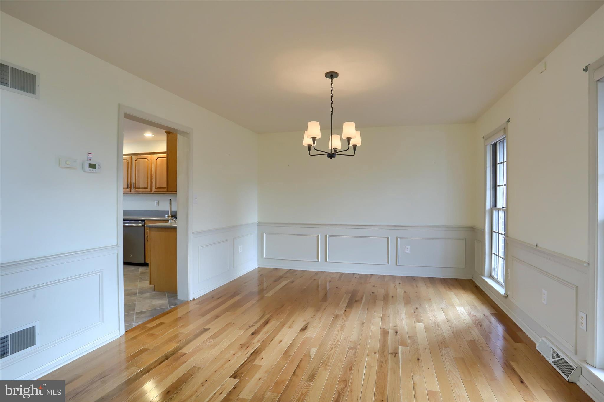 1195 CHERRINGTON LANE